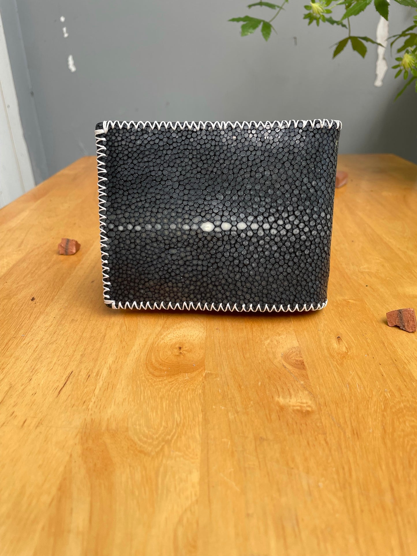 black stingray leather wallet for men